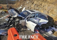  대구 버스 종점서 승용차 간이화장실 덮쳐…3명 사상 