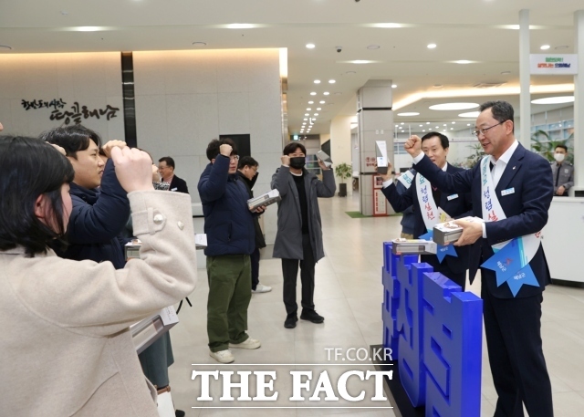 해남군이 설 명절을 앞두고 명절 선물 안 주고 안 받기 캠페인을 전개하고 있다./해남군