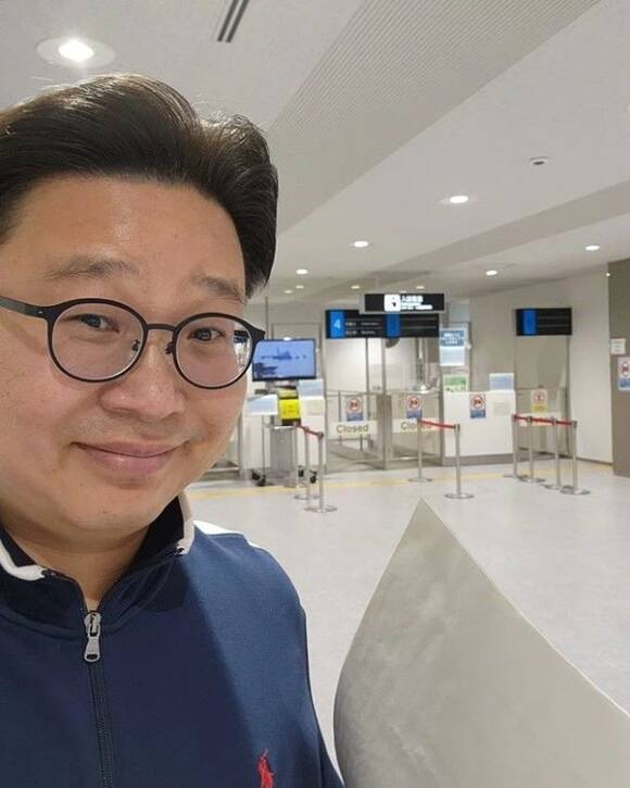 서경덕 교수가 16일 일본 공항에서 2시간 동안 붙잡혀 여러 조사를 당했다고 밝혔다. /서경덕 SNS