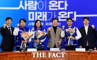  더불어민주당, 이용우·김남희·차지호 '노동·인권·의료 전문가 영입' [TF사진관]