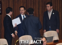  환한 미소 짓는 박성준 의원 [포토]