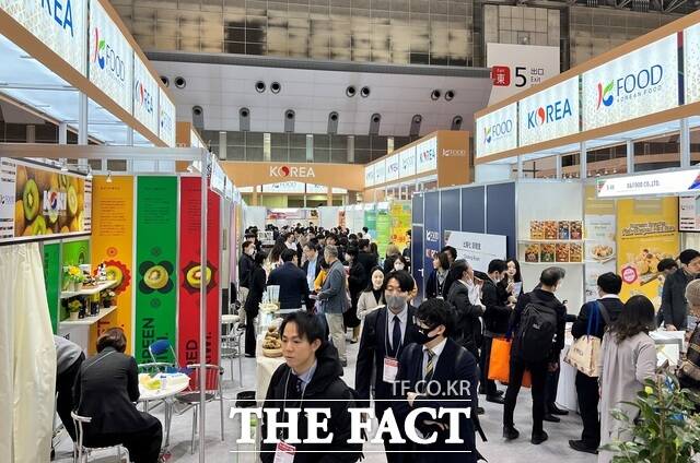 2024 도쿄 국제식품박람회(FOODEX) 통합 한국관이 문전성시를 이루고 있다. / 한국농수산식품유통공사
