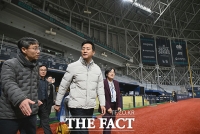  국내 첫 MLB 경기에 소외계층 서울시민 300명 초청