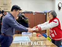  막오른 '총선 전쟁'…경기지역 총선 후보 첫날 124명 등록