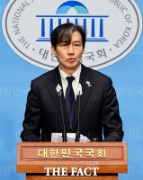  검찰 캐비닛 관련 발언하는 조국 [포토]