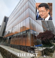  '투자 대박' LG사위 윤관, 한남동 대저택부터 신사동 빌딩까지 '처가살이'?