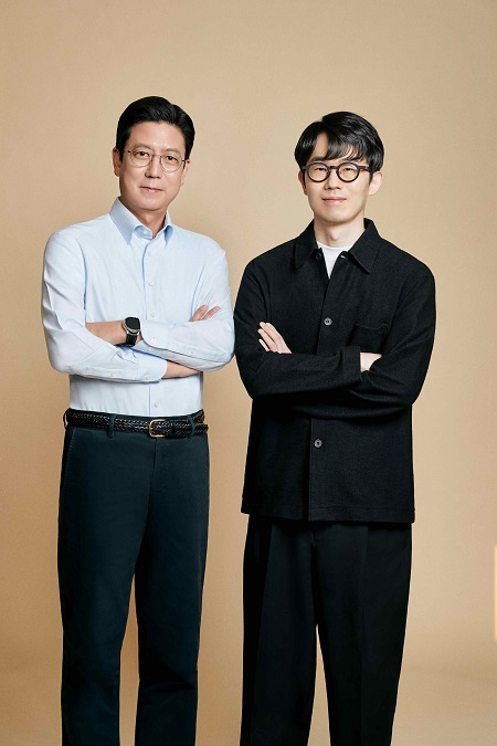 넥슨코리아 김정욱(왼쪽)·강대현 공동 대표 /넥슨