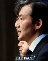  기자회견 갖는 조국 대표 [포토]