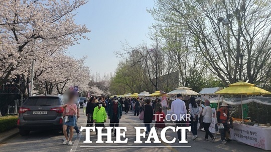 착한가격으로 일상의 행복과 소소한 기쁨을 전달한 ‘2024 김제 꽃빛드리축제’가 다시한번 부각되고 있다.