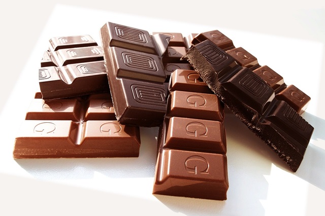 지난 3월 26일 뉴욕상품거래소에서 초콜릿의 원재료인 코코아 선물(先物)가격이 사상 최초로 톤(t)당 1만 달러를 돌파했다.