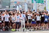  제18회 정남진장흥 전국 마라톤 대회 성료…2000명 참여