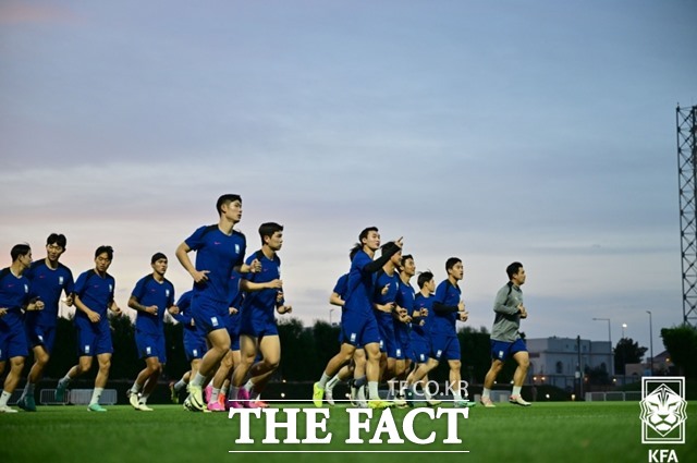 카타르 도하에서 현지 적응훈련을 하고 있는 한국 U23대표팀 선수들./도하=KFA