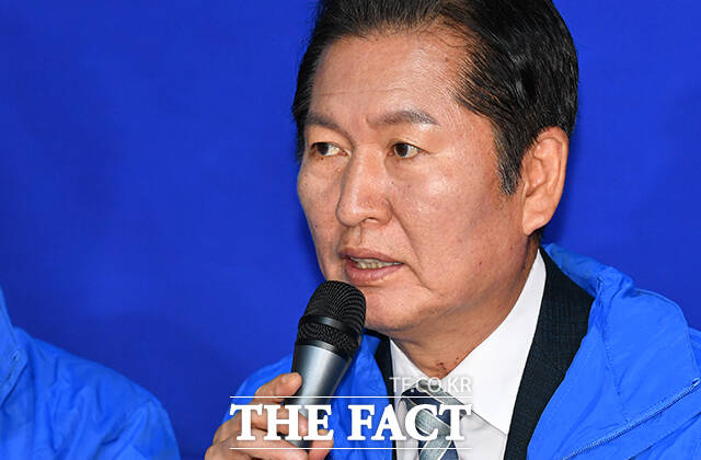 정청래 더불어민주당 최고위원이 박영선 총리설에 이재명이 홍준표 빼내면 OK 하겠나?라고 입장을 밝혔다. /박헌우 기자