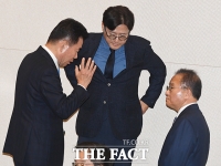  채상병특검법 관련 협의하는 김진표 국회의장 [포토]