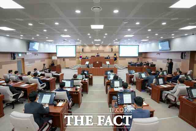 제248회 아산시의회 임시회 제1차 본회의 모습. /아산시의회