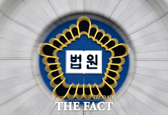 서울 강남역 인근 생활용품매장에서 인질극을 벌인 40대 남성이 구속됐다. /더팩트 DB