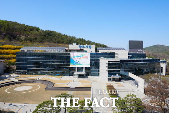 양주시는 해외바이어 초청 수출상담회에 참여할 섬유기업을 모집한다./양주시