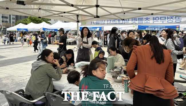 11일 열린 공정무역 페스티벌 모습./시흥시