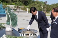  김성 장흥군수, 국립 5·18 민주묘지 참배