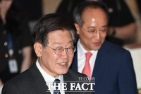  이재명 '권력은 유한, 진실은 영원'…'채상병 특검법' 與 거듭 압박