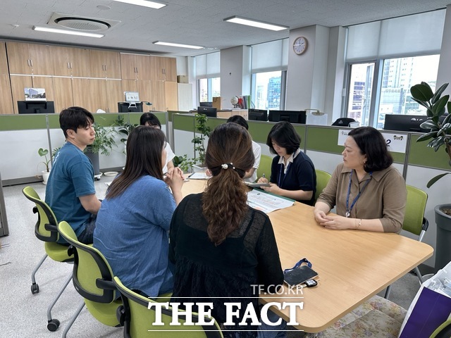 대구 서부경찰서가 5일 오후 2시 범죄 피해 여성 보호·지원을 위한 유관기관 간담회를 가졌다./대구 서부경찰서