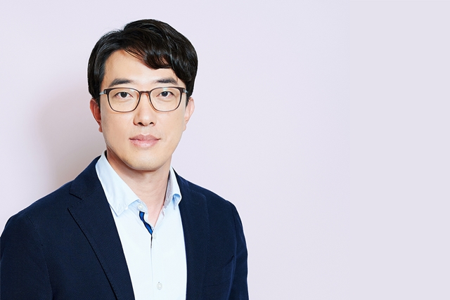 최원준 모바일경험(MX)사업부 개발실장(부사장)은 7일 기고문을 통해 폴더블폰 신제품에 폴더블 최적화 갤럭시 AI를 선보일 예정이라고 밝혔다. /삼성전자