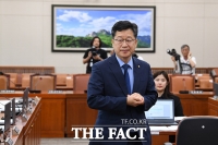  '정부·여당 또 불참' 씁쓸한 안호영 환노위원장 [TF사진관]
