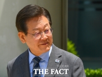  이재명,'대장동 재판' 오후 불출석…검찰은 반발