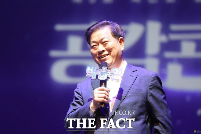 지난 6월 22일 광명시민회관에서 열린 ‘제5회 시민과 함께 만들어가는 공감콘서트’에서 박승원 광명시장이 발언하고 있다./광명시