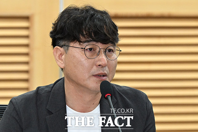 언론탄압 증언하는 이기동 대전충남민언련 운영위원.