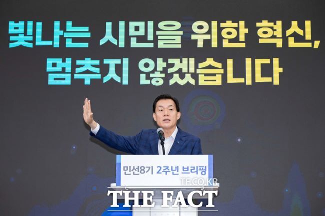 이재준 수원시장이 민선 8기 후반기 시정 구상을 밝히고 있다./수원시