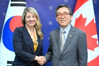  한-캐나다 외교장관 회담...'북러 밀착 공감, 北 인권 협력'