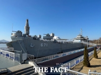  김포함상공원 운봉함, 27일부터 전쟁군사박물관 전시물 순회 전시