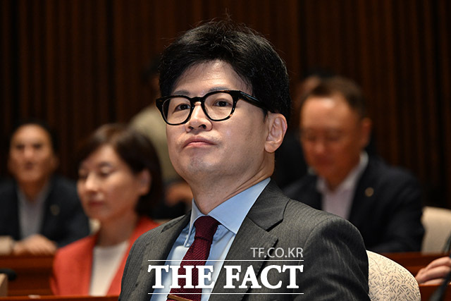 한동훈 지도부가 당직 인선 마무리 작업에 나서면서 한동훈호(號)가 순조로운 출항을 알렸다. 지난달 25일 국회에서 열린 의원총회에 참석한 한동훈 국민의힘 대표. /남윤호 기자