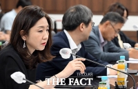  북 이탈주민 정착지원협의회 회의 주재하는 김수경 통일부 차관 [TF사진관]