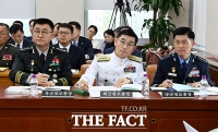  국방위 전체회의 참석한 육해공 참모총장 [포토]