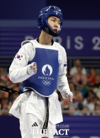  [파리 올림픽] 태권도 박태준, 세계랭킹 1위 꺾고 결승행...은메달 확보