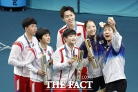  삼성 올림픽 스마트폰 받은 北...소지 채 귀국 시 '제재 위반'