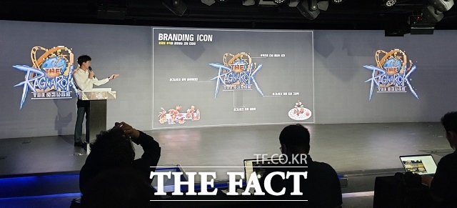 28일 오후 서울 강남구 역삼동 빅플레이스에서 더 라그나로크 출시 기자간담회가 열린 가운데 선상웅 그라비티 더 라그나로크 사업 PM이 신작을 설명하고 있다. /최승진 기자