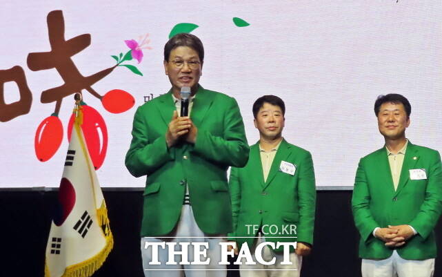 김돈곤 청양군수가 축사를 하고 있다. /김형중 기자