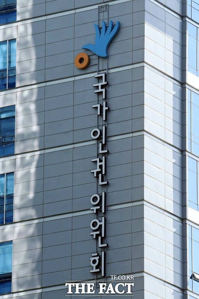 국가인권위원회(인권위)는 경기 오산시가 전동휠체어 이용 장애인의 저상버스 승차 거부 관련 재발방지 대책 마련 권고를 수용했다고 6일 밝혔다./남용희 기자