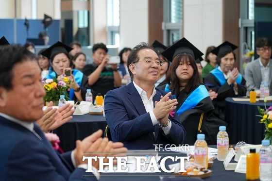 부산시교육청은 9일 오후 ‘2024년도 제2회 검정고시 합격증서 수여식’을 개최했다고 밝혔다. /부산시교육청.