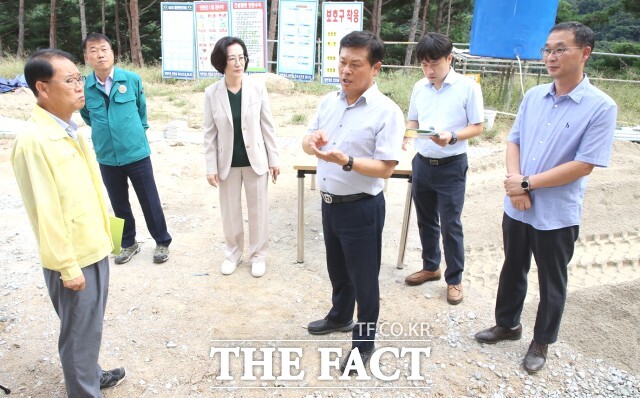 이학수 정읍시장의 현장 점검은 △첨단산업단지 복합문화센터 △내장산 자연휴양림 조성 △목재문화체험장 △문화광장 순환열차 △천사히어로즈 등 5개 사업장을 중심으로 진행됐다./정읍시