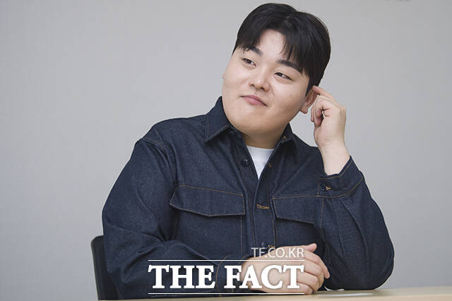 배우 이우제가 7일 오후 서울 마포구 상암동 <더팩트> 사옥에서 인터뷰를 하고 있다. /서예원 기자