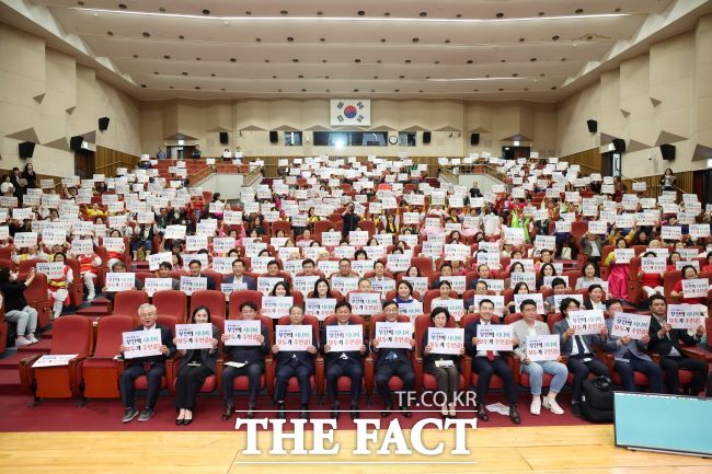제9회 실버페스티벌 참가자들./부천시