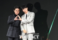  '양반' 박정민 '천민' 강동원의 '전,란' [TF사진관]