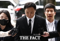  입술 꽉 다문 류광진 티몬 대표, 영장실질심사 출석 [TF사진관]