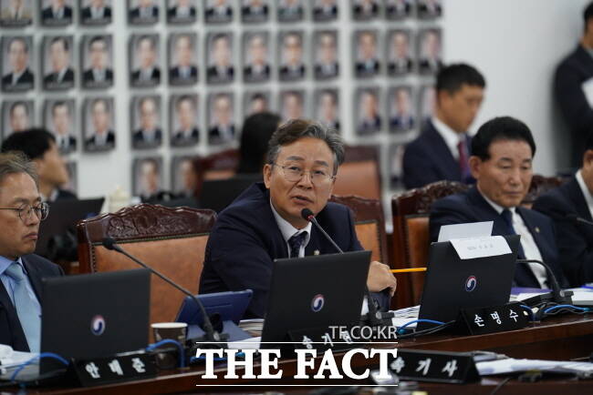 더불어민주당 손명수 국회의원의 국정감사 질의 모습./손명수 의원실