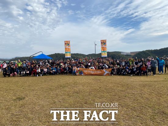 경기도와 경기관광공사는 26~27일 평택호 예술공원과 여주 한강문화관에서 2024 경기둘레길 걷기행사를 개최했다고 28일 밝혔다./경기도