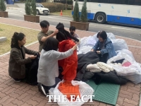  과천시민들, 한국서 첫겨울 맞는 외국인 이웃에게 겨울 외투 기부